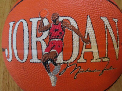 Vintage Official WILSON Hang-Time MICHAEL JORDAN No. 23 CHICAGO