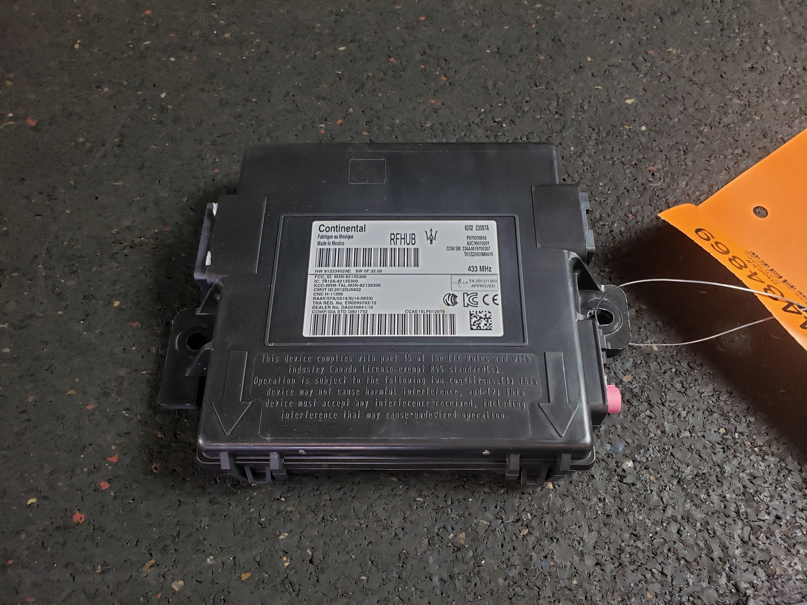 2017 MASERATI GHIBLI PASSIVE ENTRY RF HUB CONTROL MODULE ID# 670034856
