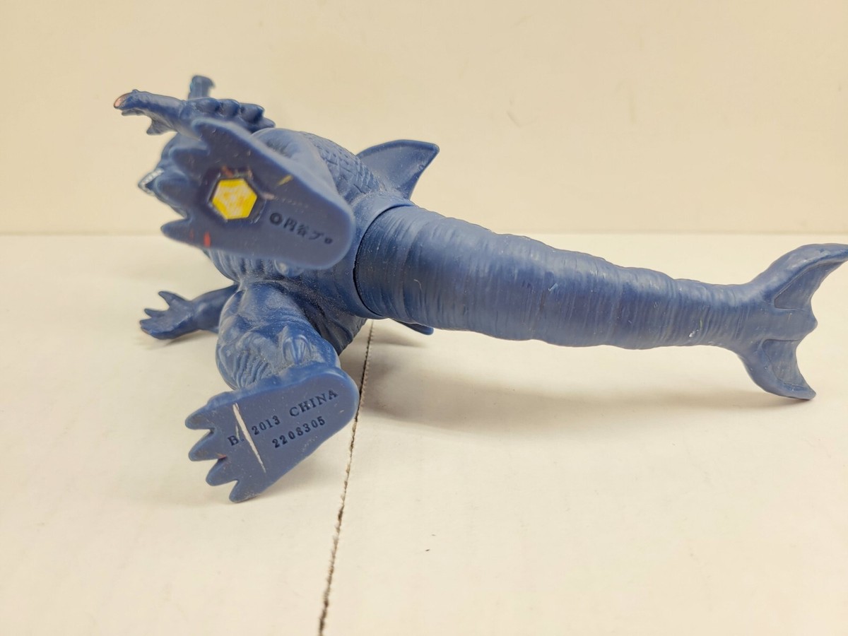 Lagoras Ultraman Ultra Monster 500 Kaiju Spark Doll Figure