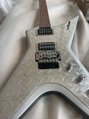Hot Sale Factory Custom Electric Guitar Silver Jewelry Metal