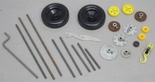 Lot of Vintage A.C. GILBERT ERECTOR GEARS/WHEELS/PULLEYS/CRANK/WRENCH/RODS/AXLES