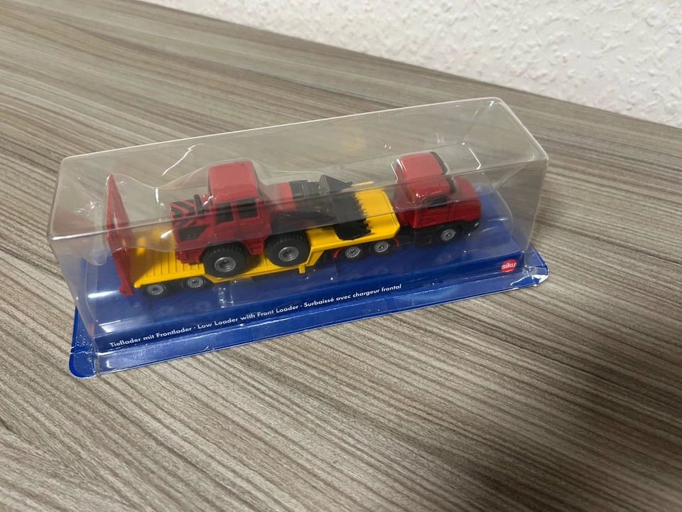 Siku Super 1691 Tieflader mit Frontlader - Bild 3 von 4