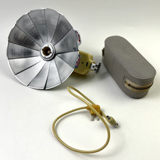 Minoltas JUNIOR FLASH W/ GUIDE, Cord And Case Untested