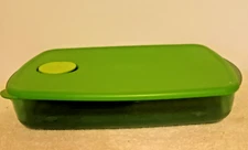 Tupperware 1.4L 6 Cups Green Vent and Serve 3381B-2 Food Container
