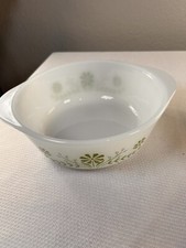 (2)Vintage Glasbake USA J2600 1-1/2 Qt. Casserole Dish white with green flowers