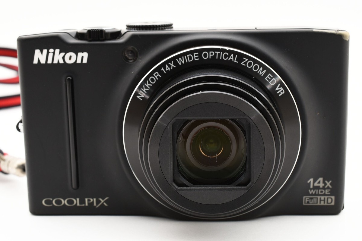 Nikon COOLPIX S8200 16.1MP Compact Digital Camera 14 x Nikon COOLPIX S8200 16.1MP Compact Digital Camera 14 x