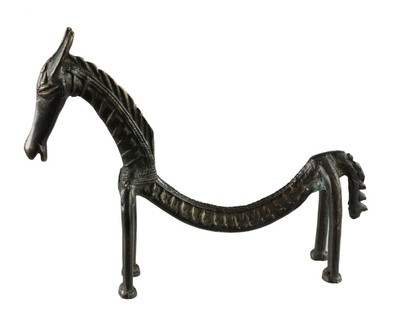 Hufeisen Rücken Gebogen -statue Ethno IN Metall- Figur Zoomorph Orissa Indien