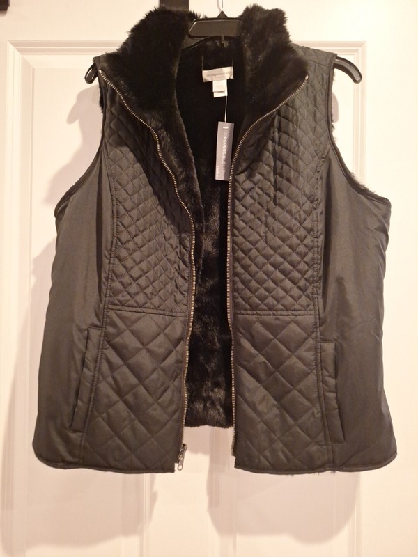 Ladies Christopher Banks Black Reversible Faux Fur Lined Vest. Sz L