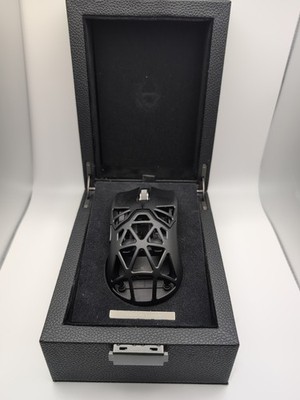 Razer Viper Mini Signature Edition - Black  Model RZ01-0441 With Original Case