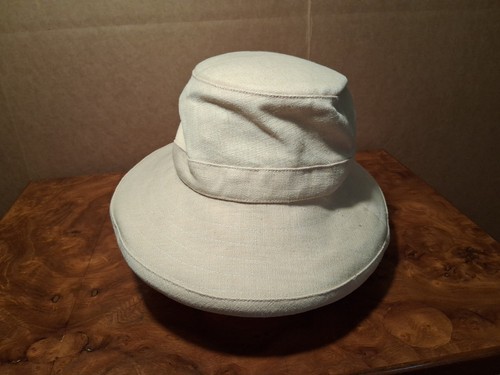 Vintage Tilley Endurables TH5 Hemp Hat Cream Beige Made in Canada Size M.
