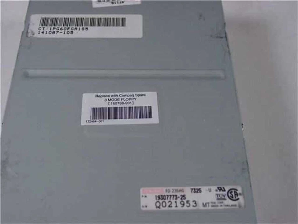 Compaq 160788-201 1.44MB Floppy Drive 3.5" Internal - Teac FD-235HG 19307773-25 - Image 2 of 3