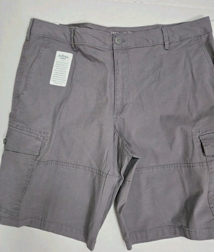 NEW IZOD Saltwater Stretch Flat Front 10.5 Inseam Chino Shorts Sz 38 Gray