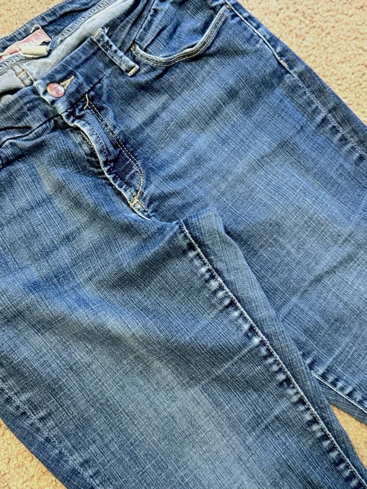 Pantalones de mezclilla Loyal para mujer 32x32 H&M corte boot acampanado campana parte inferior de colección azules EE. UU. Foto 3 de 4