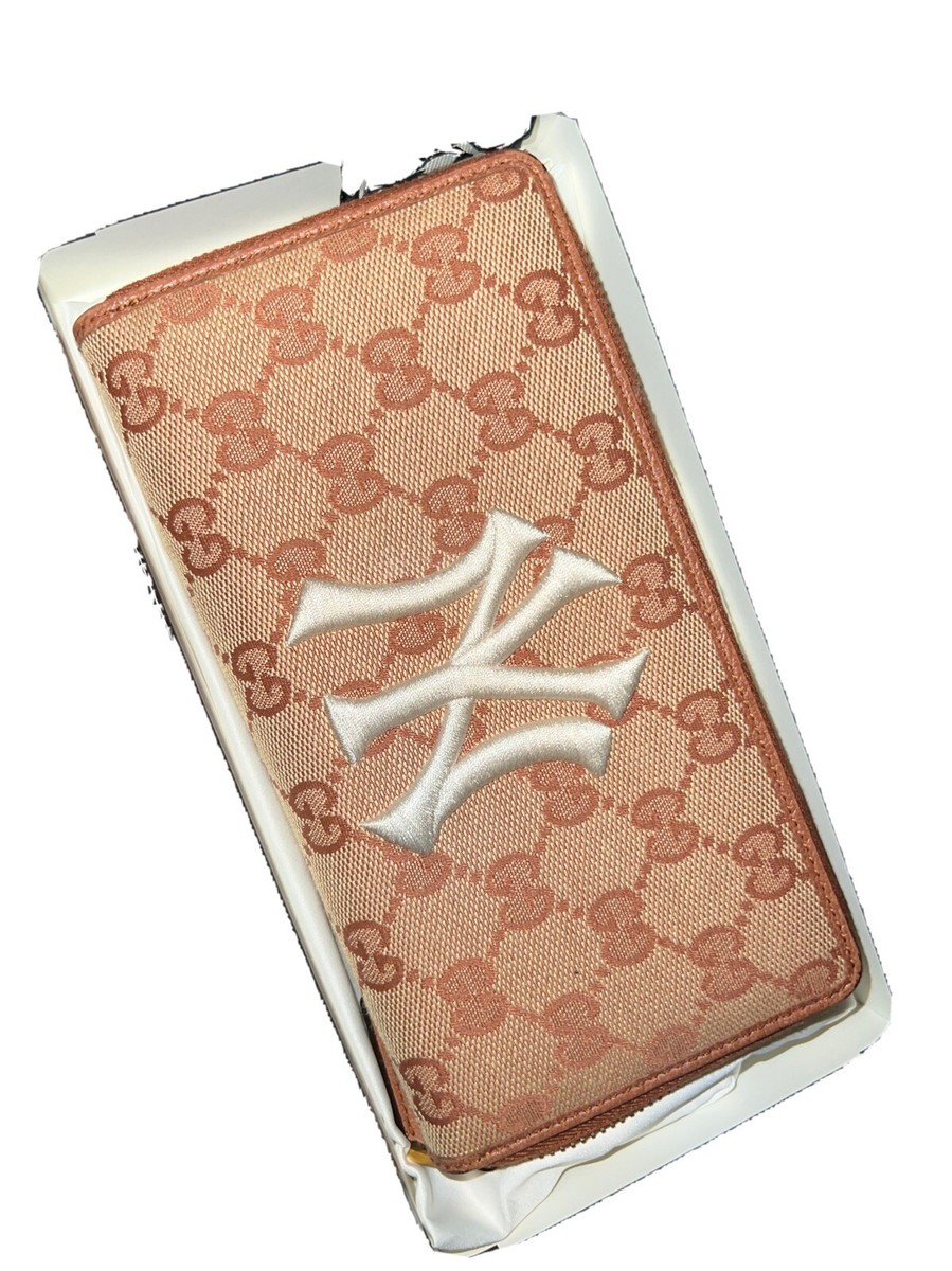 Gucci New York Yankees パッチ モノグラム ウォレット ベージュ gucci wallet limited new york yankees | eBay