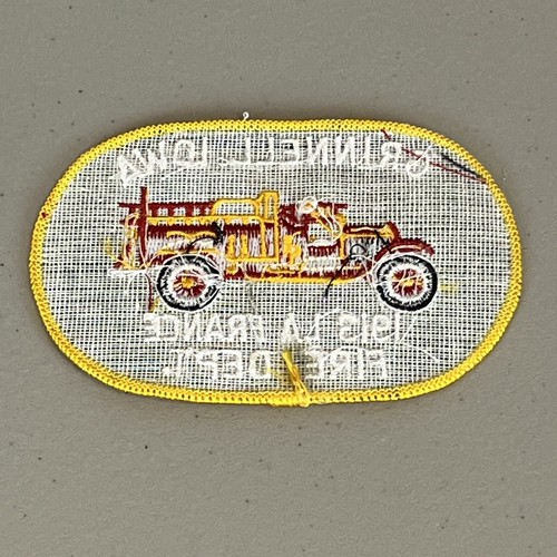 Grinnell Iowa Fire Department Patch featuring 1913 La France Fire Truck - Picture 2 of 4