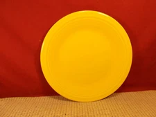 Homer Laughlin China Fiesta Yellow Dinner Plate 10 1/2"