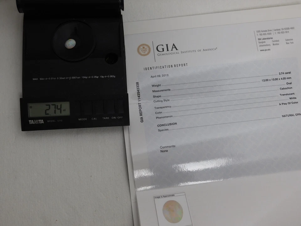 GIA Certified NATURAL OPAL 2.74 Carat Oval Cabochon White Translucent 12X10X4mm - Image 4 of 4