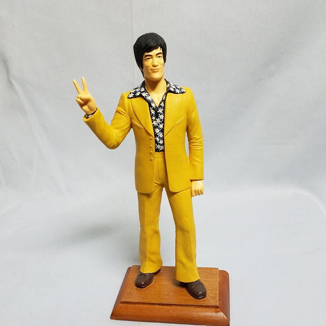 Bruce Lee figure 30th anniversary resin statue Yellow Super rare