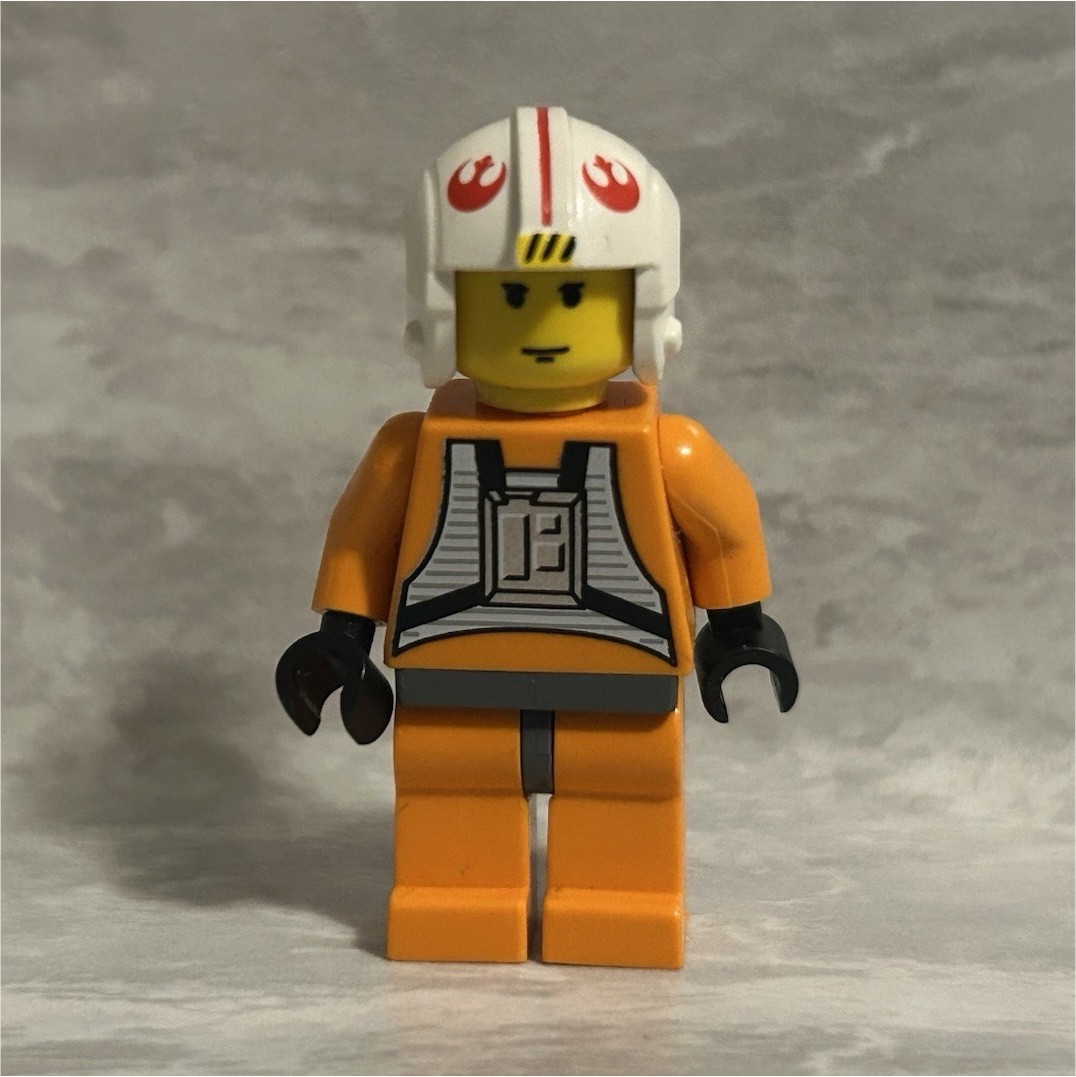 LEGO Star Wars Rebel Pilot Luke Skywalker 1999 Minifigure Orange