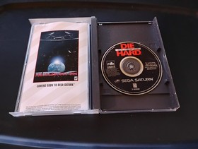 ~OBO~ DIE HARD TRILOGY - REGISTRATION CARD!!! OMG!!! - Sega Saturn - VGC