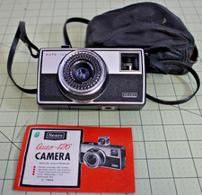 Sears Auto 126 Camera w/Case and manual