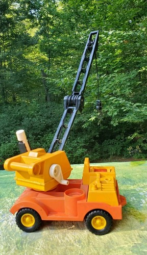 Fisher Price Husky Helper Boom Crane Toy Truck 314 Vintage 1970s - Picture 2 of 10