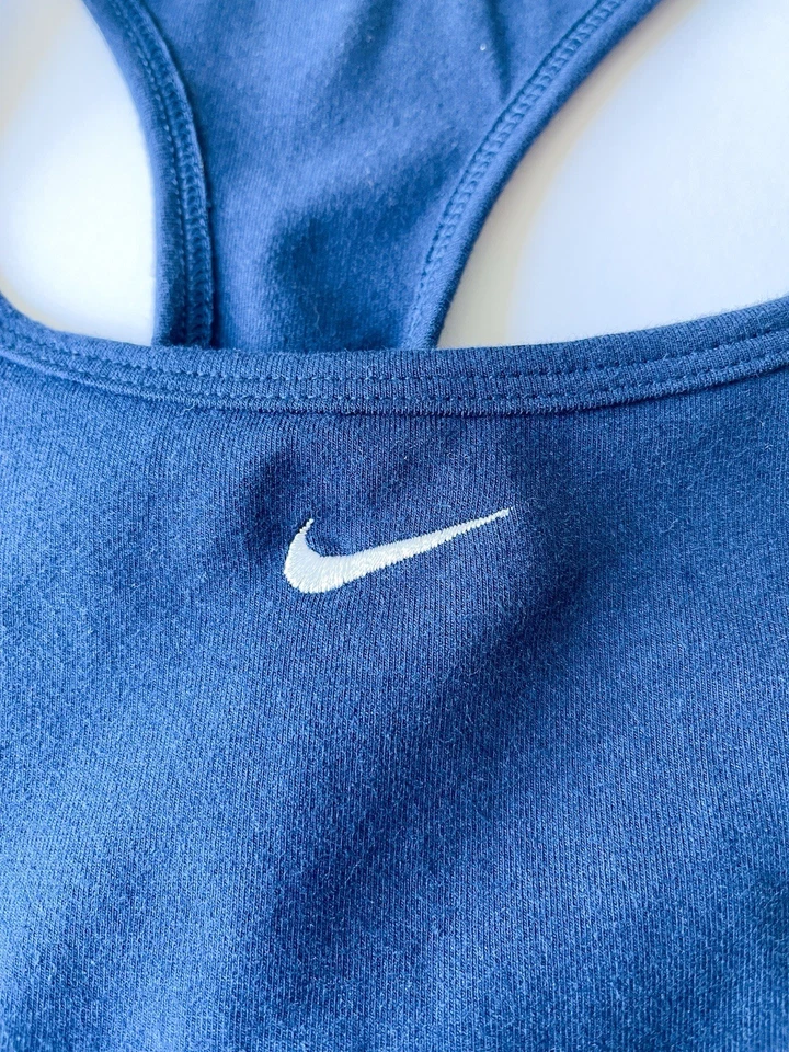 NUEVO CON ETIQUETAS 2001 RARO Sujetador deportivo Nike vintage bordado Nike para mujer grande azul Foto 4 de 4
