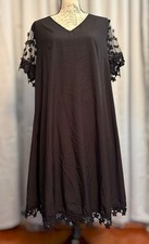 SHEIN Black V-Neck Midi Dress with Lace-Trim Sleeves- XL.