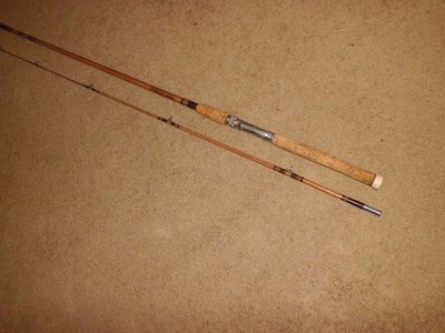 Vintage SHAKESPEARE Wonderod (bamboo like finish)  8'6'' Casting Rod made in USA