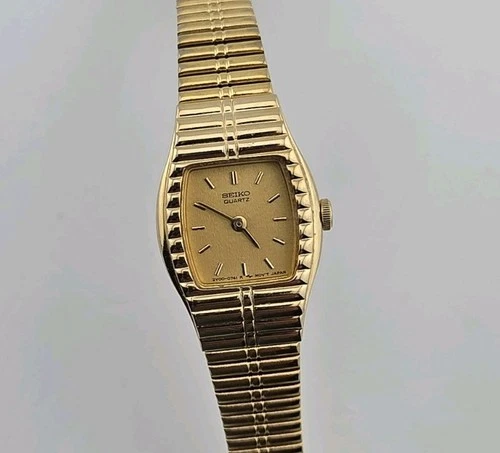 Seiko Vintage Quartz 2Y00-5168 Women’s Gold Tone Integrated c.1997