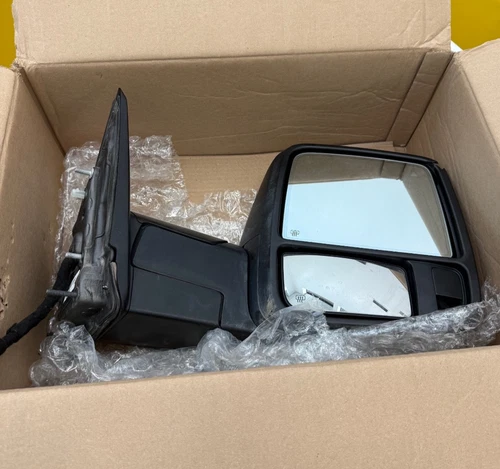 2024 RAM 2500 Outside Rear-View Mirror, Right - Mopar (68509722AF)