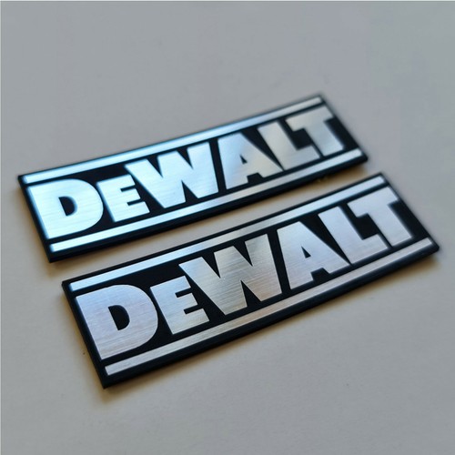 DeWalt - Custodia adesiva decalcomania distintivo - cromo riflettente - due emblemi  - Foto 1 di 4