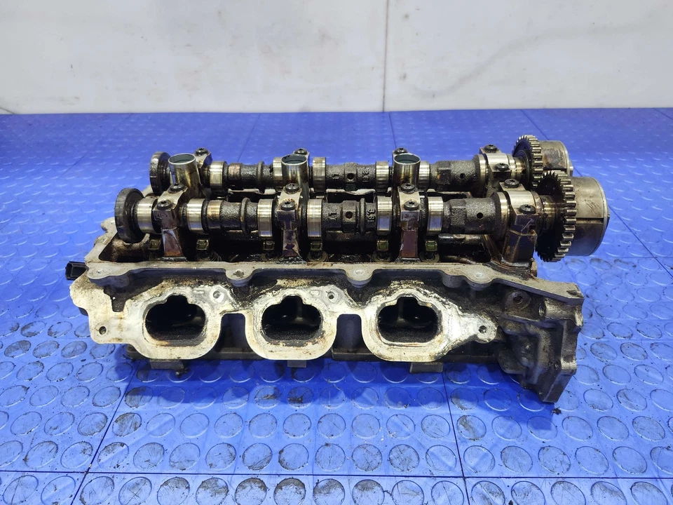 Conjunto de culata lateral izquierdo (delantero) Dodge Ram Jeep 3,6 L OEM 68227451AA Foto 3 de 4