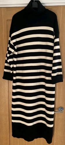 OFF WHITE Abito lungo midi a righe girocollo nuovo ZARA 2024 nero sporco maglia S £50