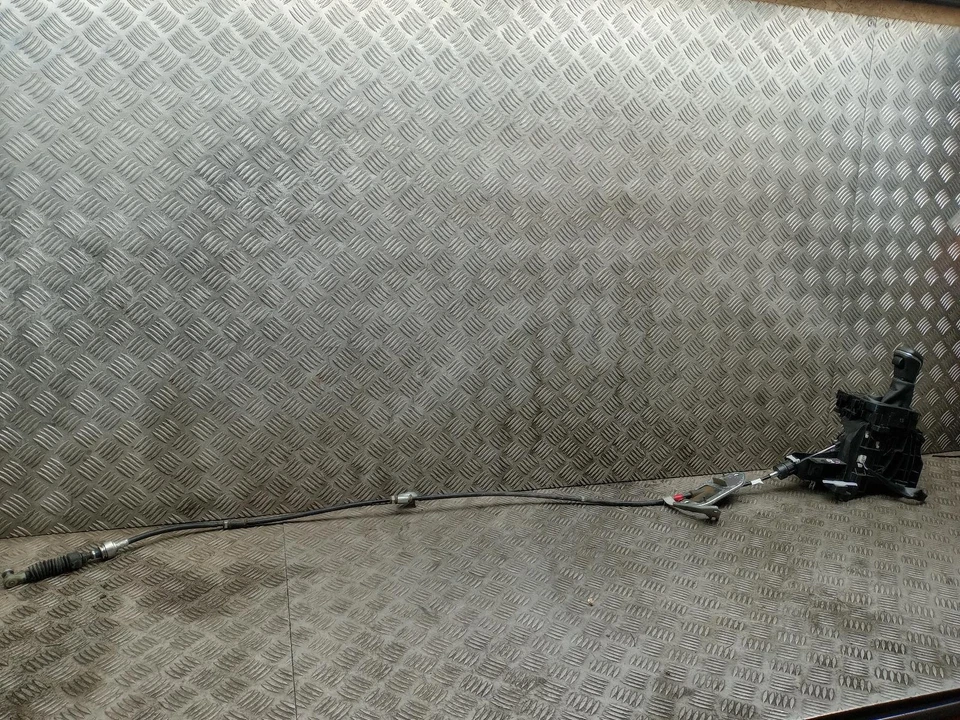 Selector de palanca de cambios automático Toyota Yaris 33560K0020 MK4 2020-2025 Foto 3 de 4