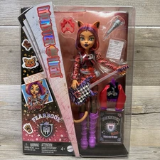 Monster High Toralei Fearbook 11" Fashion Doll NEW