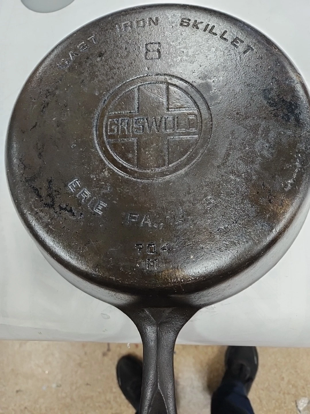 Antique Griswold #8 Cast Iron Skillet, 704M Circa 30s-40s Great Shape Erie PA