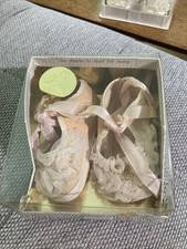 Vintage Baby Deer Shoes Pink Ruffles Lace Ribbons Size Zero In Original Box