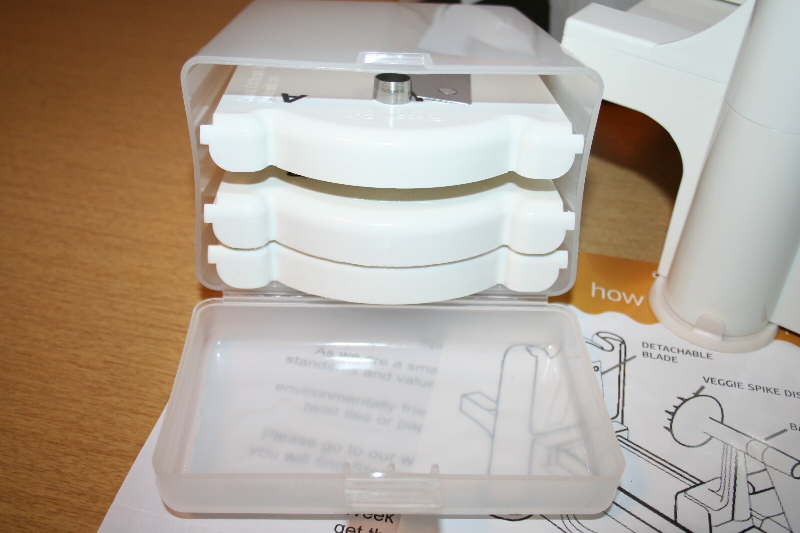  5-Blade Vegetable/Fruit Spiralizer with Suction Cup Feet in Box VeggieSpize