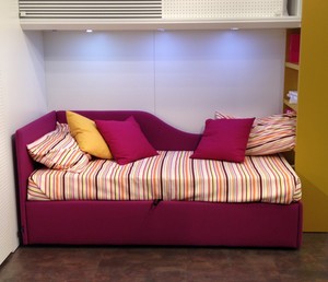 letto singolo a divanetto