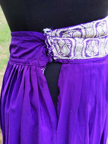 VTG Purple Skirt Embroidery Floor Length LONG Tall Boho Belly dancing Renfaire S - Picture 5 of 6