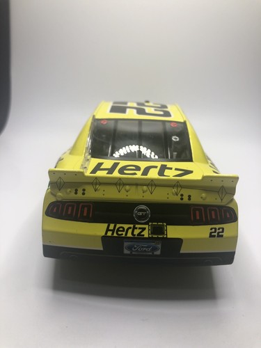 Brad Keselowski #22 2014 Hertz Loudon Raced Win 1/24 ( Autographed In Person ) - Picture 5 of 18