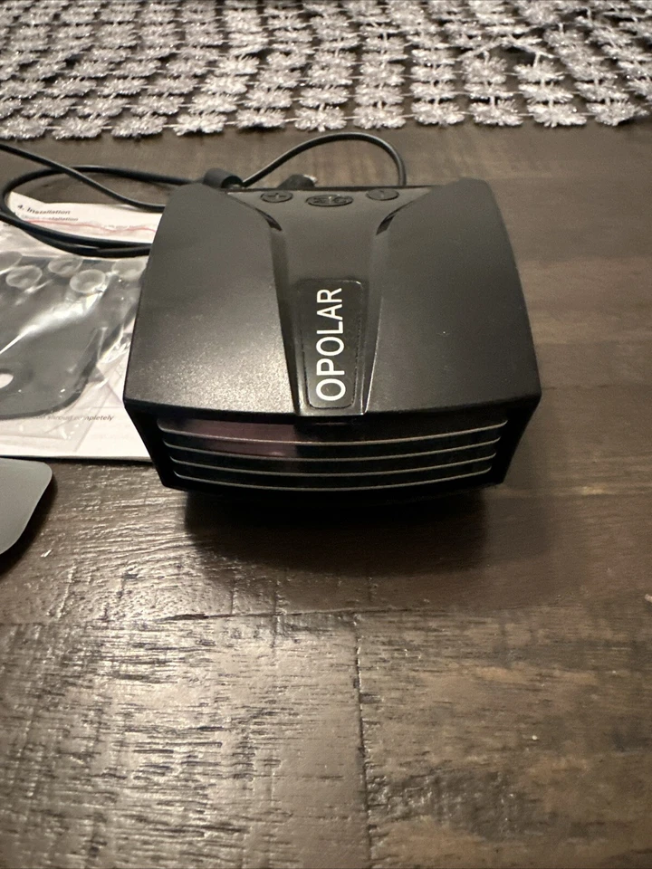 Opolar Laptop Fan Cooler LC06 W/3 Shroud, metal junction plate & user guide only - Image 3 of 4