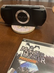 Sony PlayStation Portable Value Pack - Black (PSP-1001K)