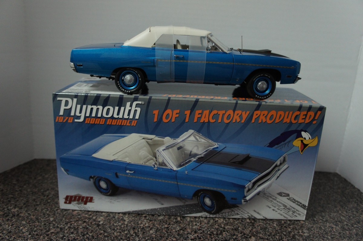 GMP 1/18 1970 Plymouth Road Runner B5 Blue Convertible 1 of 1 Hemi