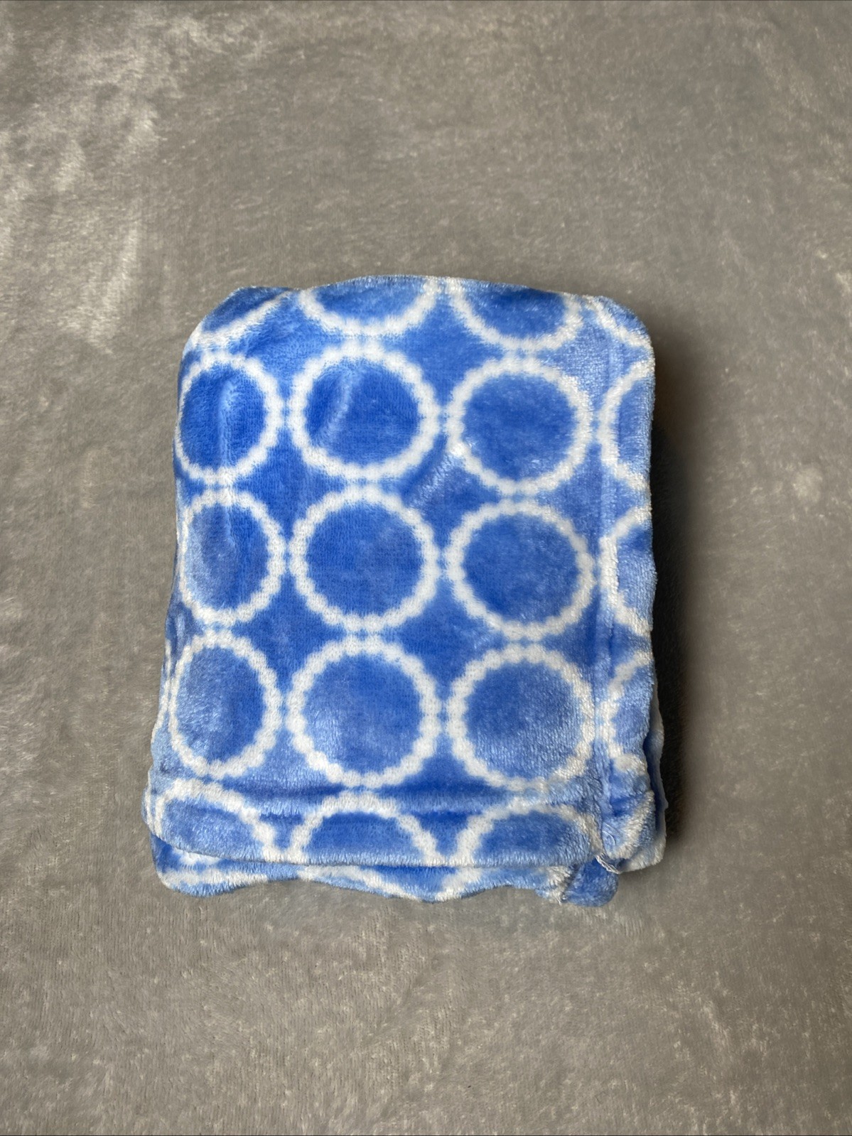 HB Blue White Circles Baby Blanket Geometric 30" x 36" Hudson Soft Plush Fleece