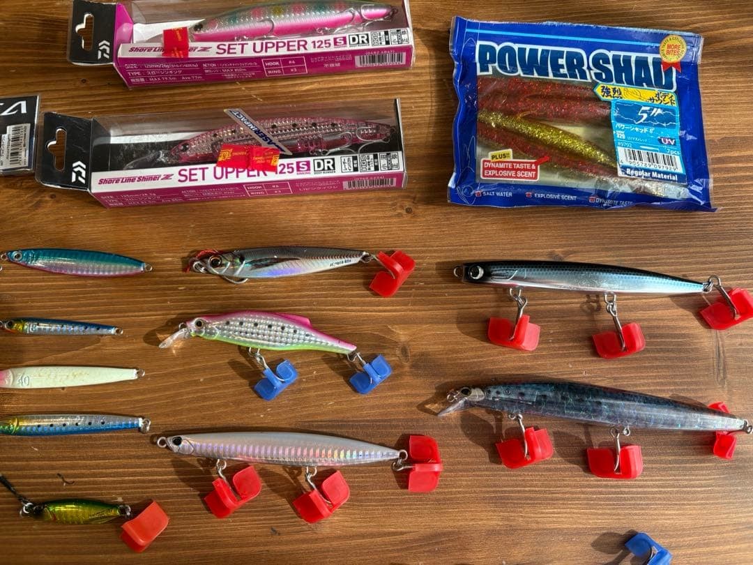 Metal Jig Set 40pcs with Various Colors & Sizes, Case - Image 4