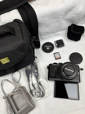 Olympus PEN E-PL7 Digital Camera Digicam   großes Set Gift