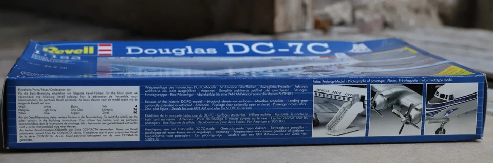 Revell Douglas DC-7 C PanAm / Lufthansa, scala 1:122, kit 04242 anno 2005 - Immagine 3 di 3
