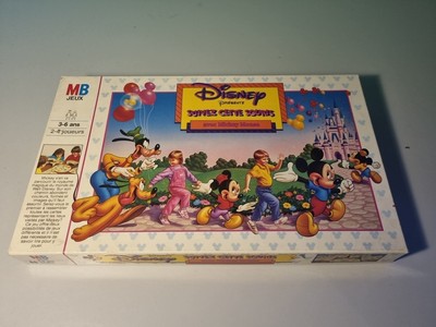 Jeu de société DISNEY Disneyland Suivez Cette souris avec mickey Mouse MB 1987